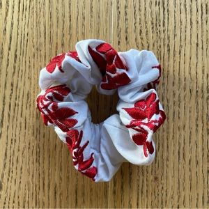 Scrunchie Embroidered - NEW